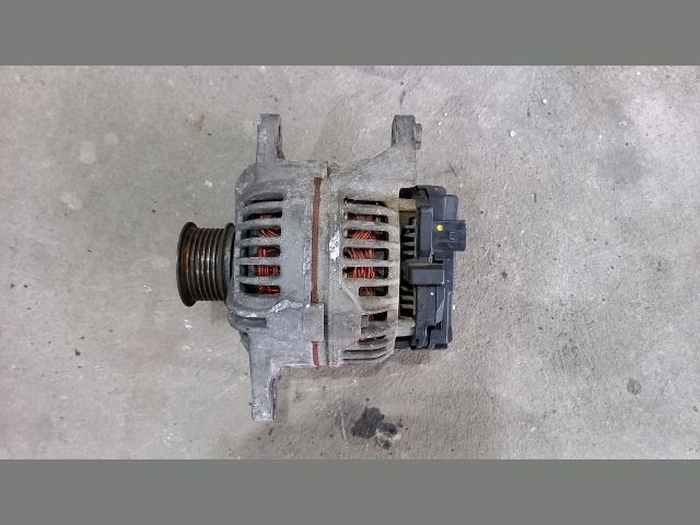 bontott IVECO DAILY Generátor