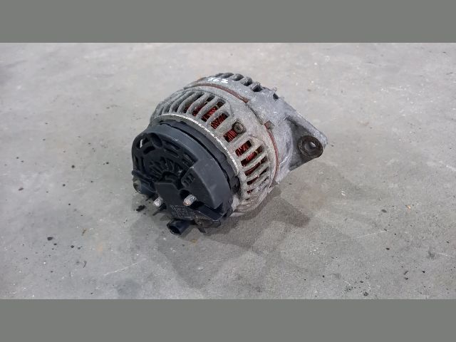 bontott IVECO DAILY Generátor