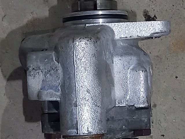 bontott IVECO DAILY Kormányszervó Motor (Hidraulikus)