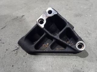 bontott IVECO DAILY Motor Tartó Bak Bal