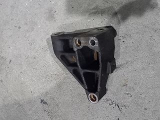 bontott IVECO DAILY Motor Tartó Bak Bal