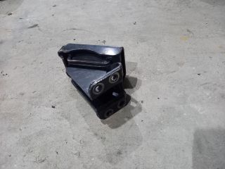 bontott IVECO DAILY Motor Tartó Bak Bal