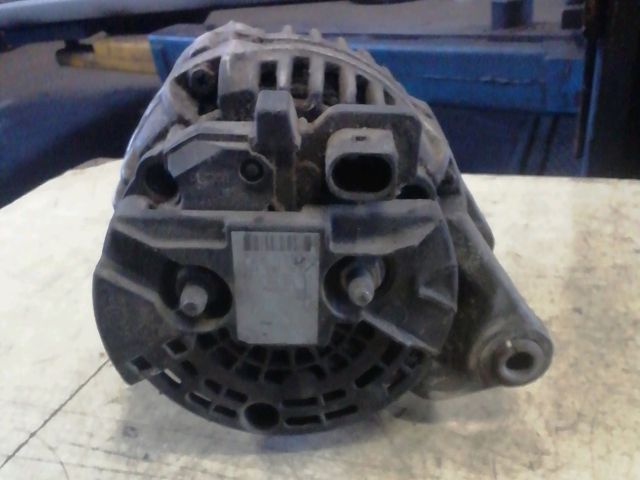 bontott IVECO DAILY Generátor