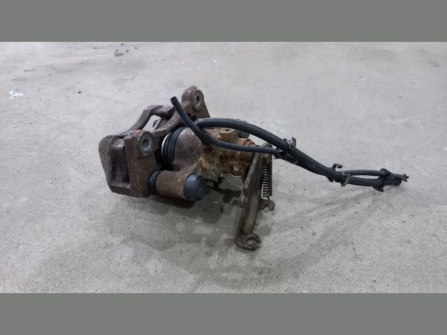 bontott IVECO DAILY Bal hátsó Féknyereg Munkahengerrel