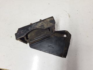 bontott IVECO DAILY Motor Tartó Bak Jobb