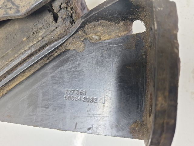 bontott IVECO DAILY Motor Tartó Bak Jobb