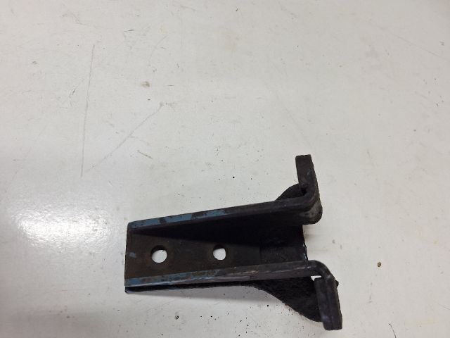 bontott IVECO DAILY Motor Tartó Bak (Pozíciófüggetlen)