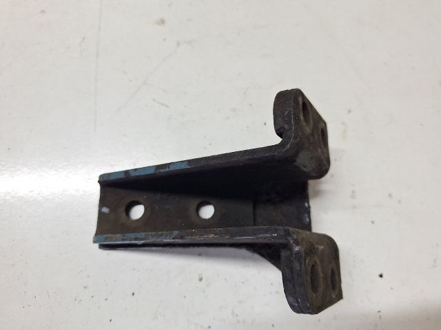 bontott IVECO DAILY Motor Tartó Bak (Pozíciófüggetlen)