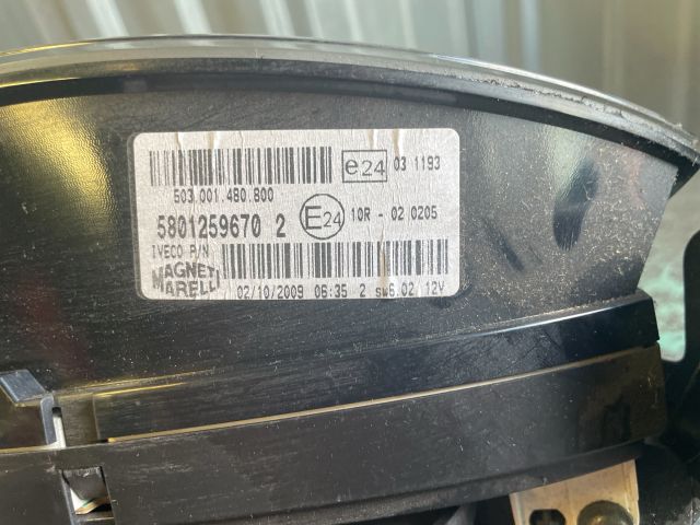 bontott IVECO DAILY Kilométeróra