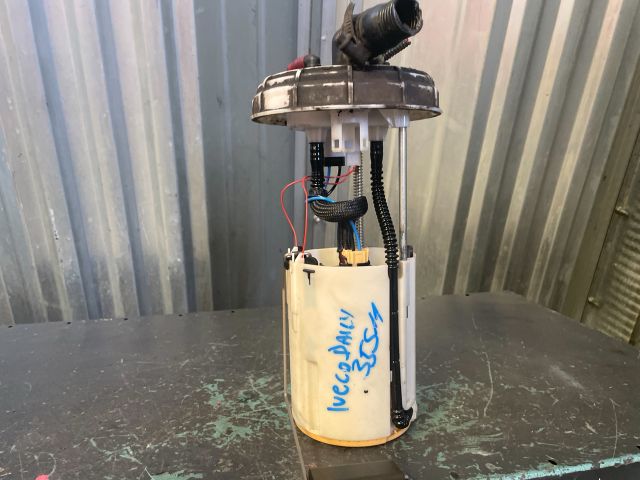 bontott IVECO DAILY Üzemanyag Szivattyú