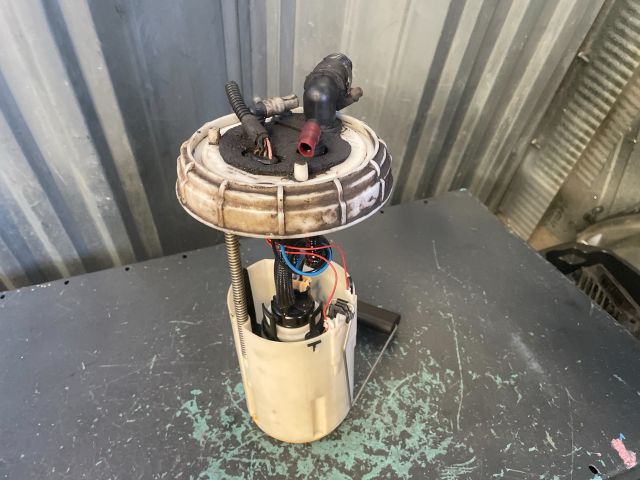 bontott IVECO DAILY Üzemanyag Szivattyú