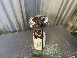 bontott IVECO DAILY Üzemanyag Szivattyú