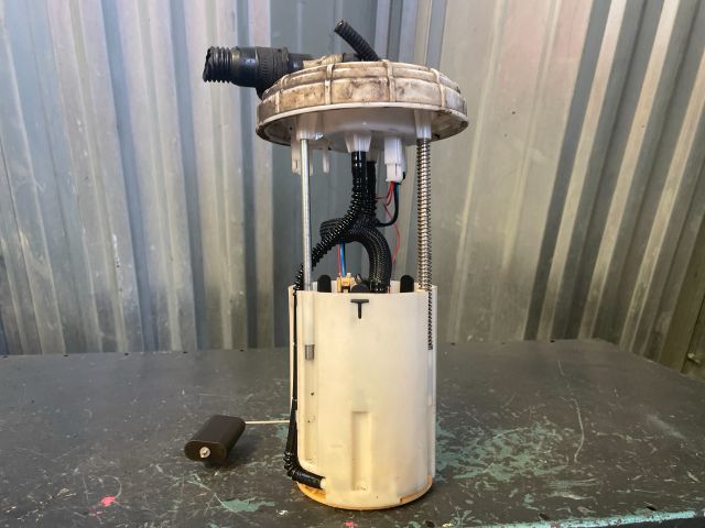 bontott IVECO DAILY Üzemanyag Szivattyú