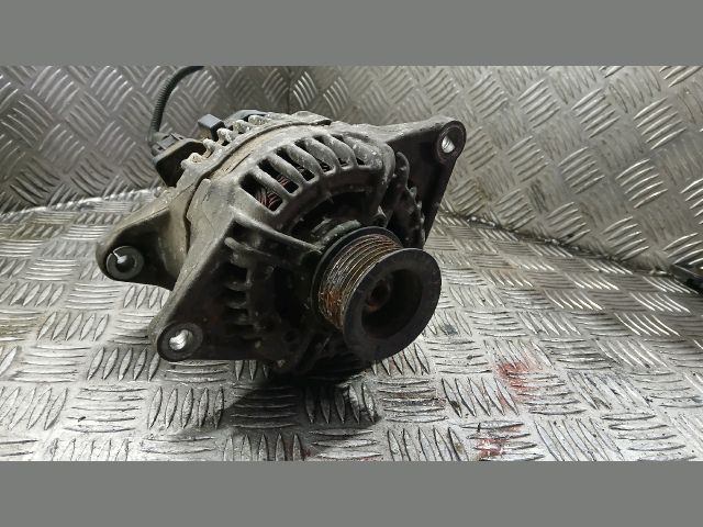 bontott IVECO DAILY Generátor