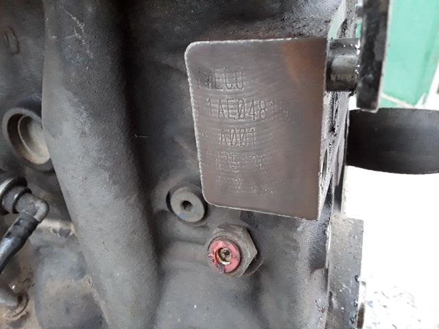 bontott IVECO DAILY Motor (Fűzött blokk hengerfejjel)