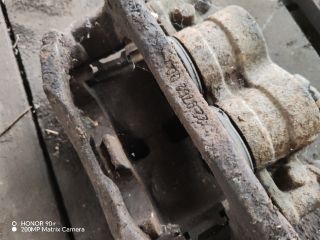 bontott IVECO DAILY Bal első Féknyereg Munkahengerrel