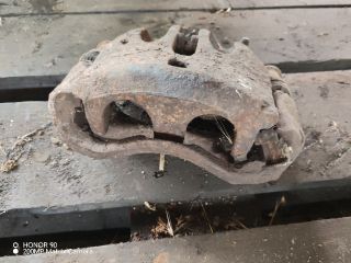 bontott IVECO DAILY Jobb első Féknyereg Munkahengerrel