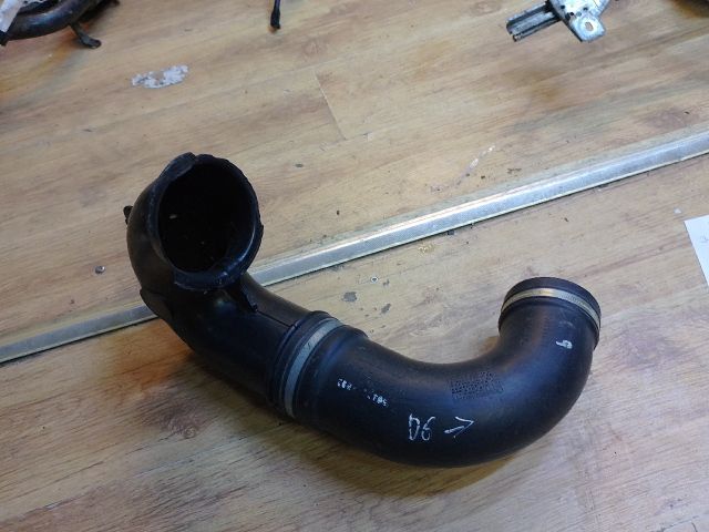 bontott IVECO DAILY Légbeömlő Cső