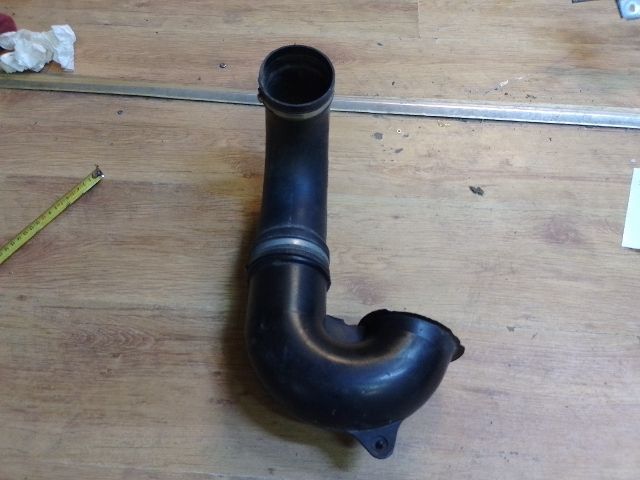 bontott IVECO DAILY Légbeömlő Cső