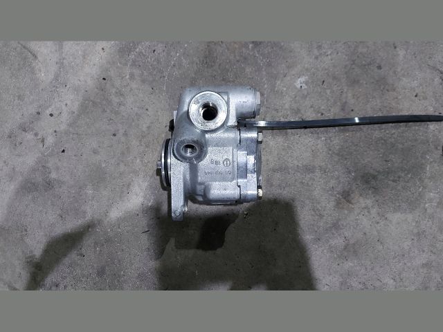 bontott IVECO DAILY Kormányszervó Motor (Hidraulikus)