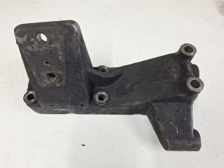 bontott IVECO DAILY Motor Tartó Bak Bal