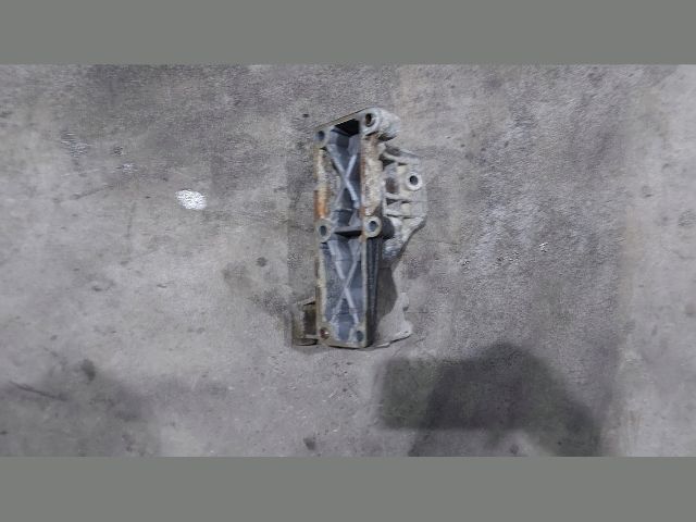 bontott IVECO DAILY Váltó Tartó Bak (Pozíciófüggetlen)