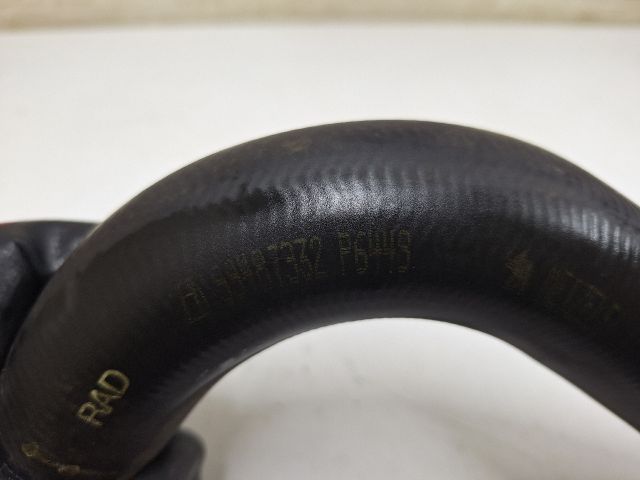 bontott IVECO DAILY Vízhűtő Cső Felső