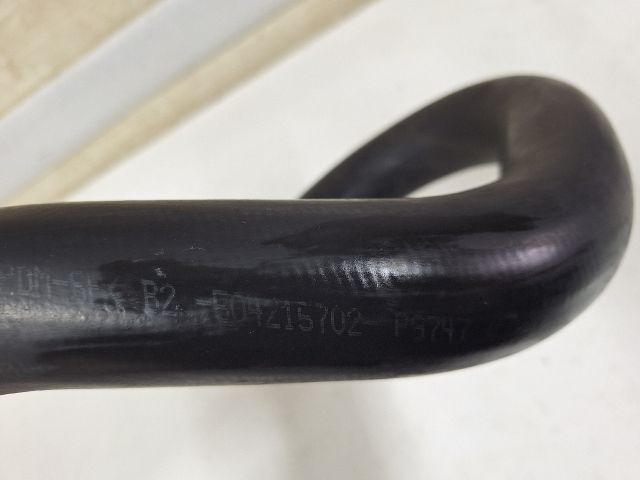 bontott IVECO DAILY Vízhűtő Cső Felső