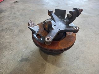 bontott IVECO DAILY Jobb első Csonkállvány Kerékaggyal