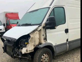 bontott IVECO DAILY Bal hátsó Féknyereg Munkahengerrel