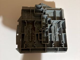 bontott IVECO DAILY Biztosítéktábla Motortér