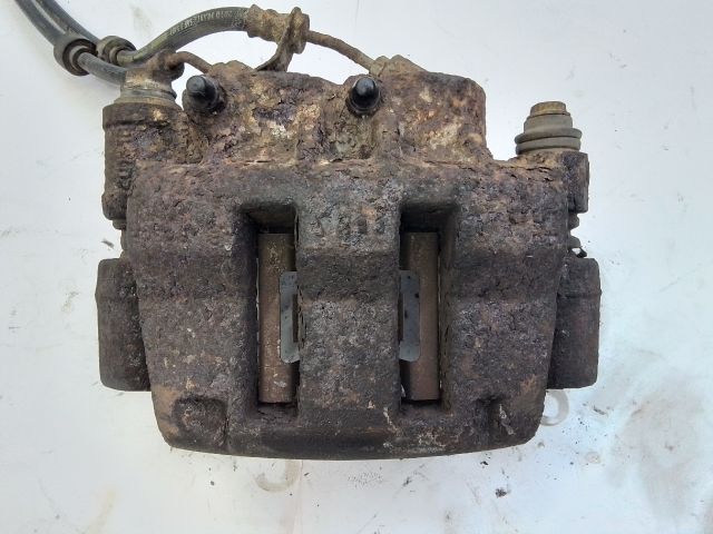 bontott IVECO DAILY Bal első Féknyereg Munkahengerrel