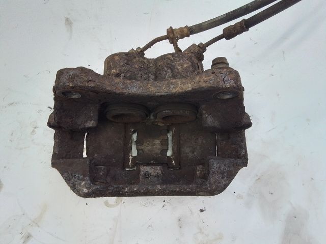 bontott IVECO DAILY Bal első Féknyereg Munkahengerrel