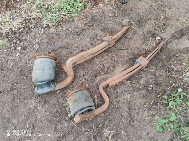 bontott IVECO DAILY Hátsó Rugó Pár