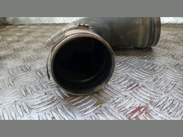 bontott IVECO DAILY Szívó Cső