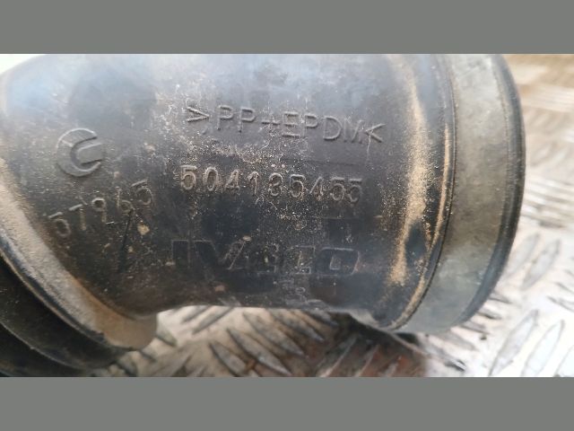 bontott IVECO DAILY Szívó Cső