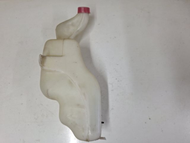 bontott IVECO DAILY Ablakmosó Tartály