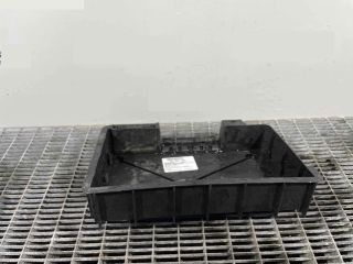 bontott IVECO DAILY Akkumulátor Tartó