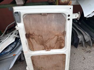 bontott IVECO DAILY Bal Csomagtérajtó (Részeivel)