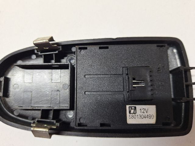 bontott IVECO DAILY Bal első Ablakemelő Kapcsoló