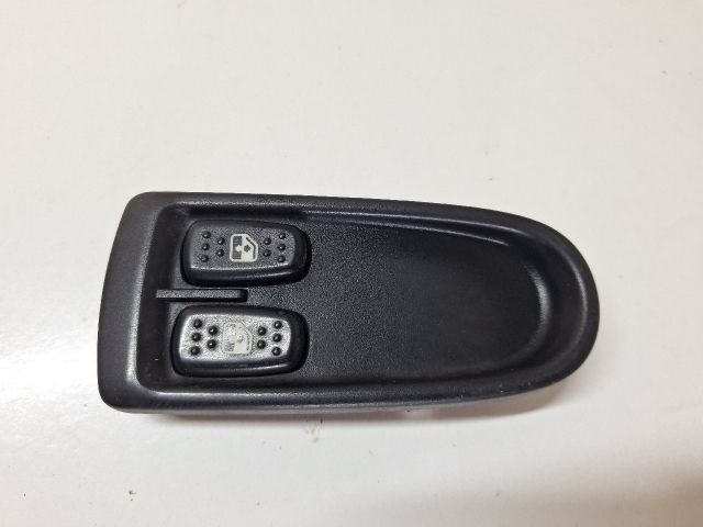 bontott IVECO DAILY Bal első Ablakemelő Kapcsoló