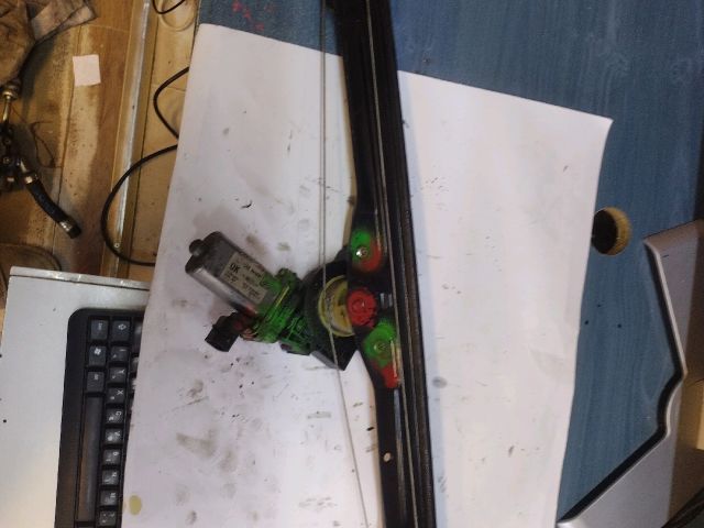 bontott IVECO DAILY Bal első Ablakemelő Szerkezet (Elektromos)