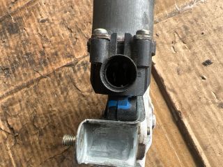 bontott IVECO DAILY Bal első Ablakemelő Szerkezet (Elektromos)