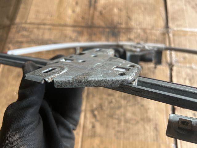 bontott IVECO DAILY Bal első Ablakemelő Szerkezet (Elektromos)