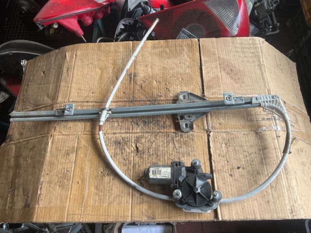 bontott IVECO DAILY Bal első Ablakemelő Szerkezet (Elektromos)