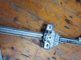 bontott IVECO DAILY Bal első Ablakemelő Szerkezet (Mechanikus)