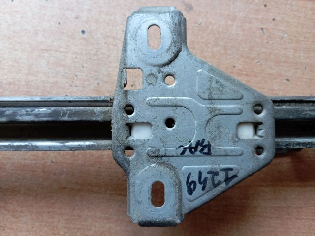 bontott IVECO DAILY Bal első Ablakemelő Szerkezet (Mechanikus)