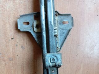 bontott IVECO DAILY Bal első Ablakemelő Szerkezet (Mechanikus)