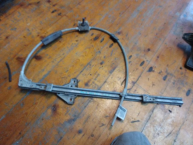 bontott IVECO DAILY Bal első Ablakemelő Szerkezet (Mechanikus)