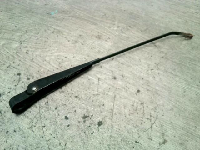 bontott IVECO DAILY Bal első Ablaktörlő Kar